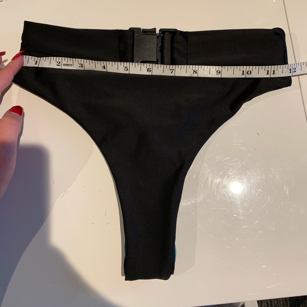 Sexy Black Buckle Bikini 👙 - Picture 5 of 7